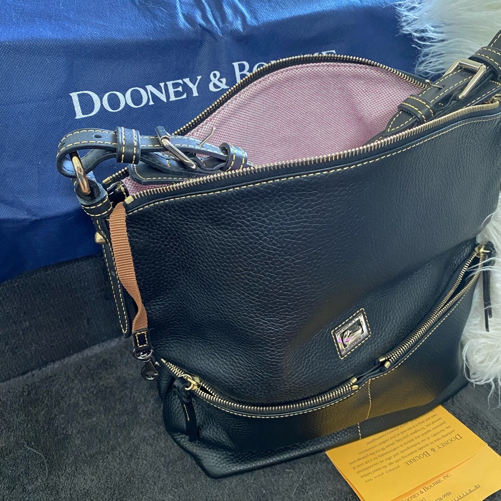 Dooney & Bourke Dillen Pocket Sac Hobo - Black Pebbled Leather. Never used.
